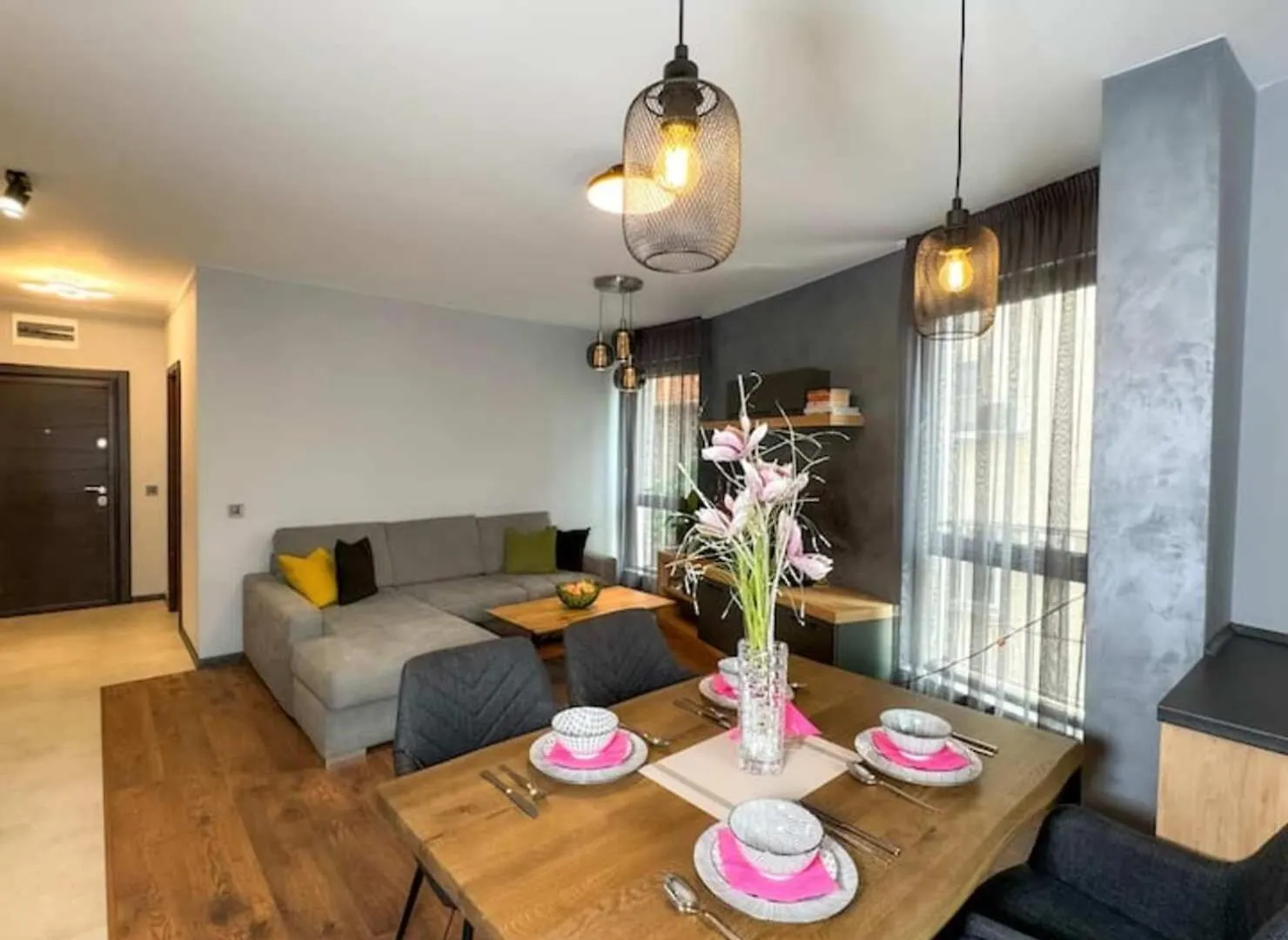 Sofia'S Finest 1Bd Executive Apartment In Top Center